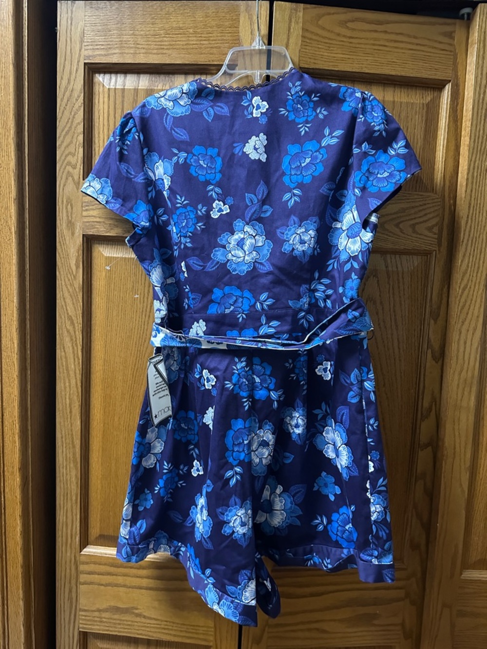 Adrianna Papell Navy Blue Floral Short Sleeve Romper - Picture 7 of 8